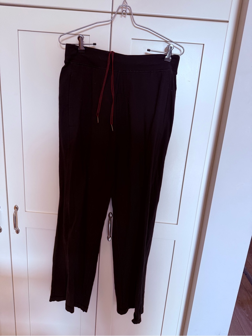 Lululemon men’s black and grey pair of athletic pants.Please ask any questions.
